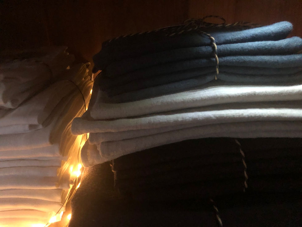 Linge ancien teint ou naturel