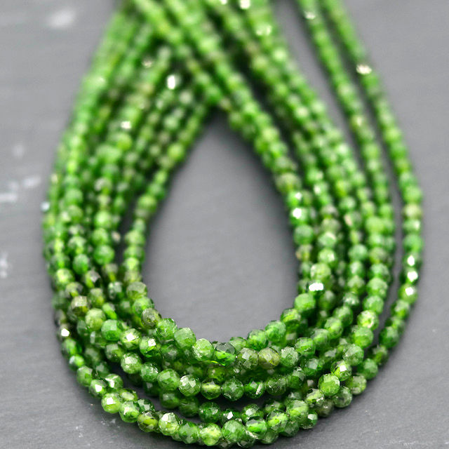 Chromdiopsid 4mm facettetiert