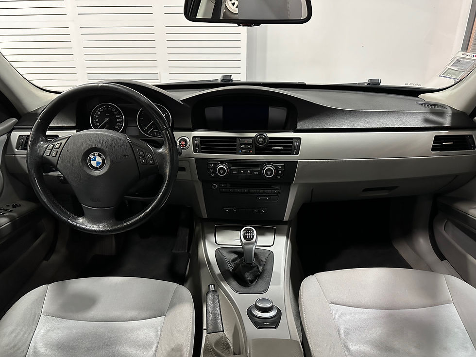 Miniatura: BMW 318D TOURING