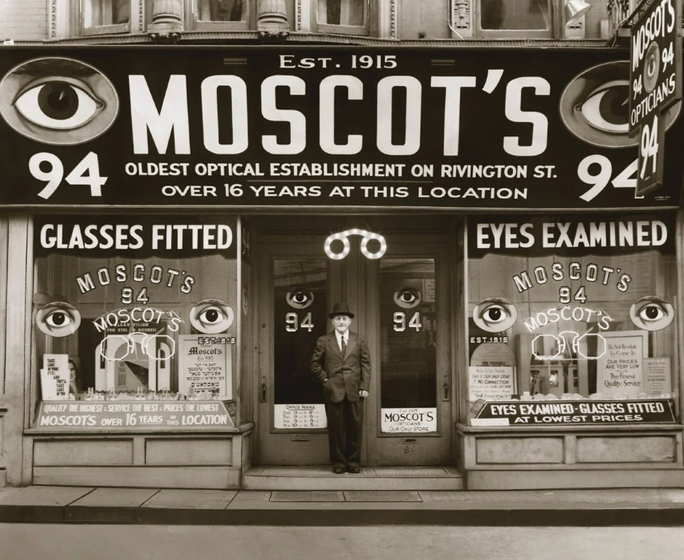 Inspirowane historią - od klasyki po modern : podróż przez świat oprawek                      