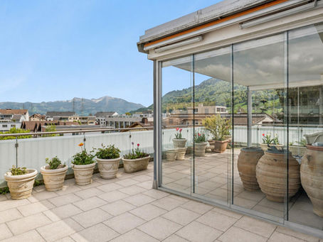 Penthouse of the extra class with private floor and 60 m² roof terrace