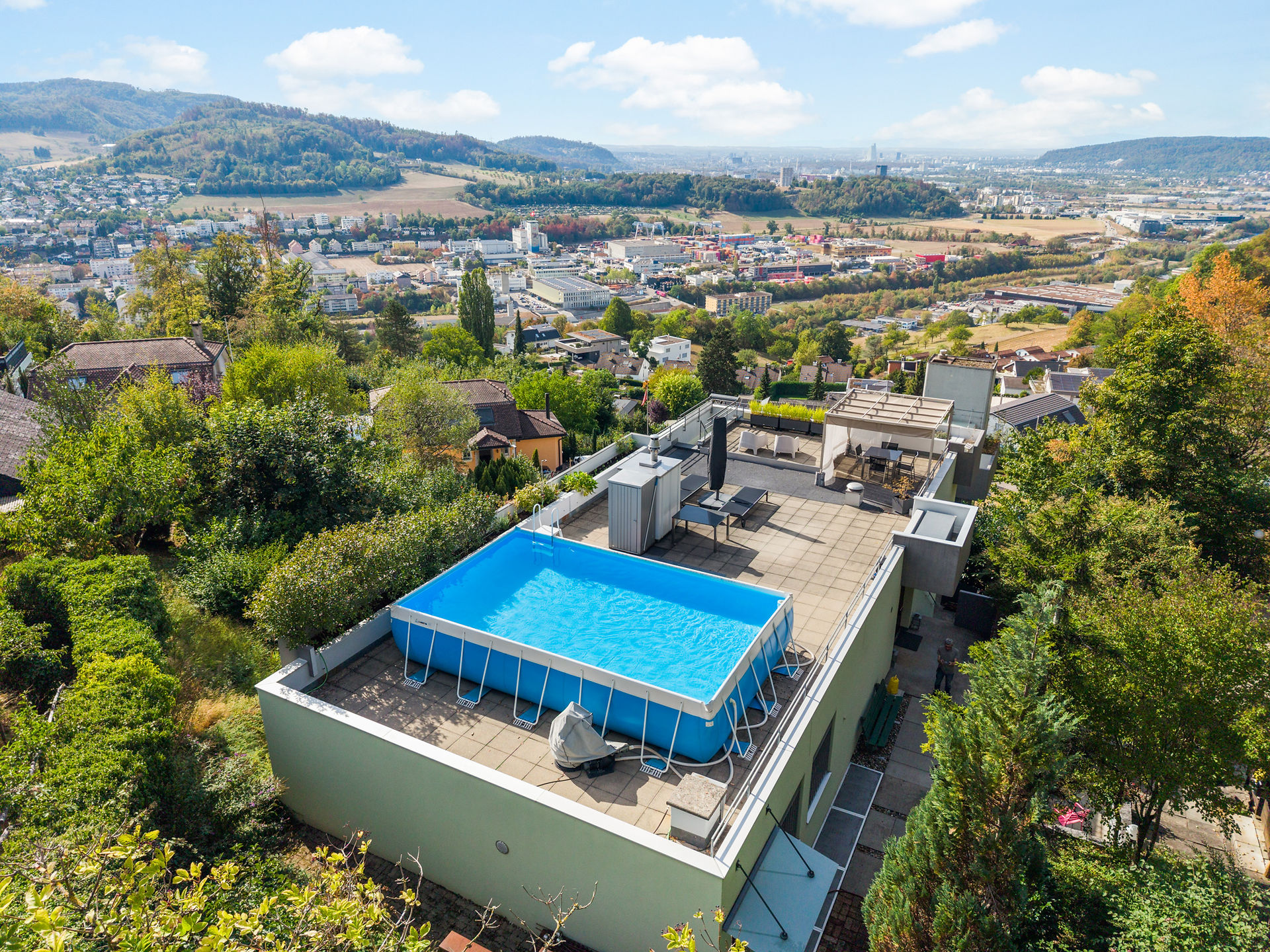 Dachterrasse mit Pool