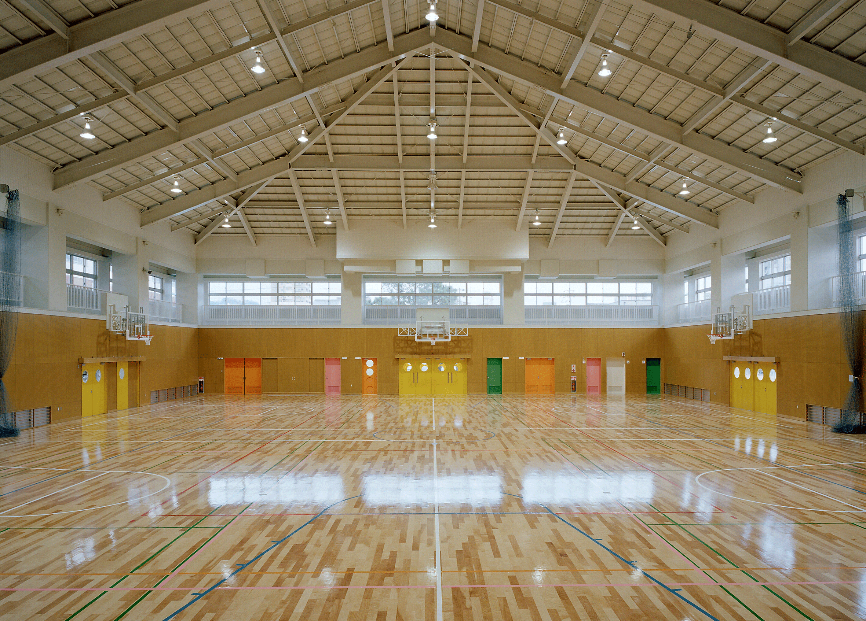 宇品小学校体育館　内観