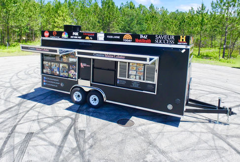 Drone footage of the custom Cousins Maine Lobster food trailer in Naples, Florida. A perfect example of Premier’s craftsmanship for those looking to buy a new food truck.