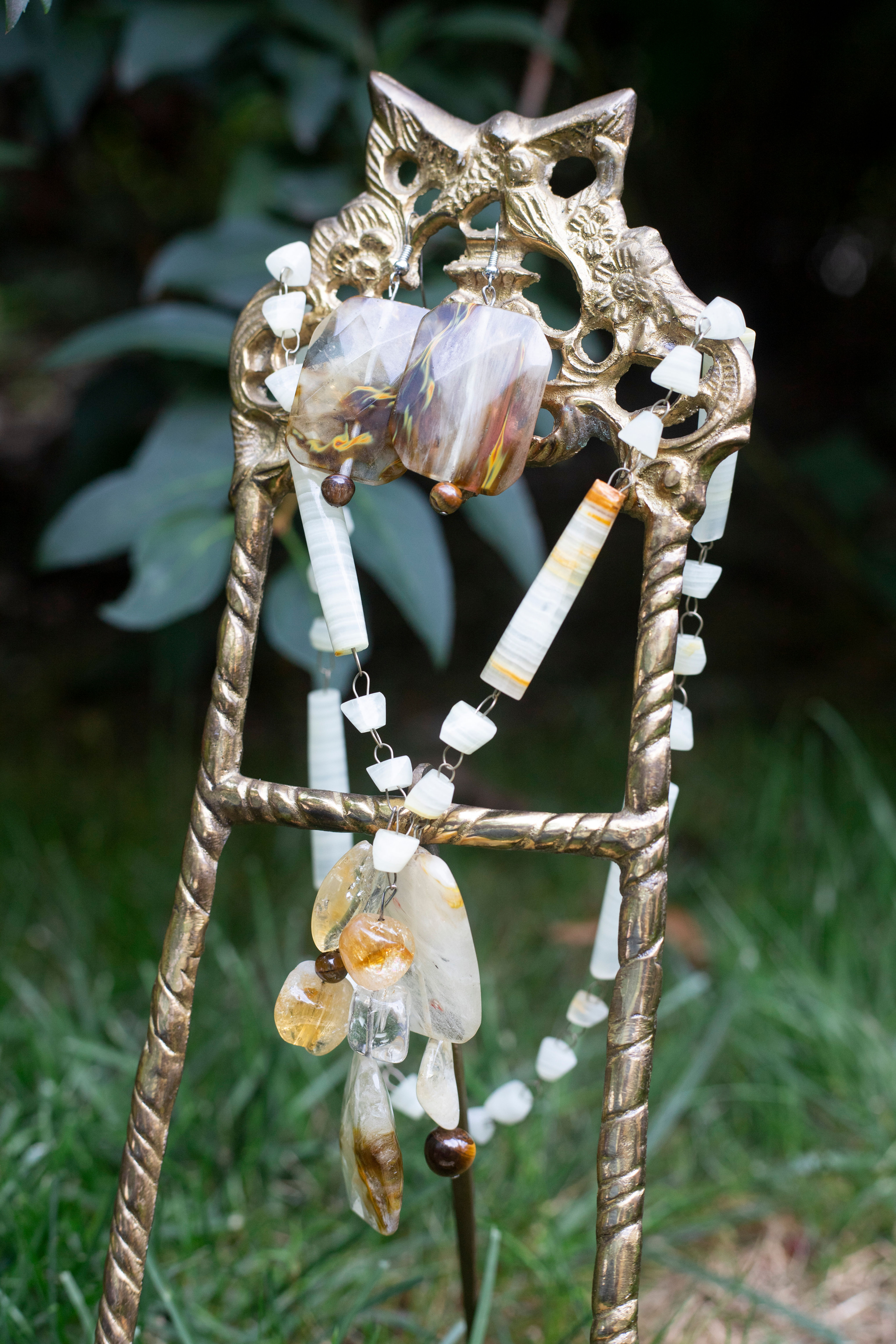 Stone Earring & Necklace Set