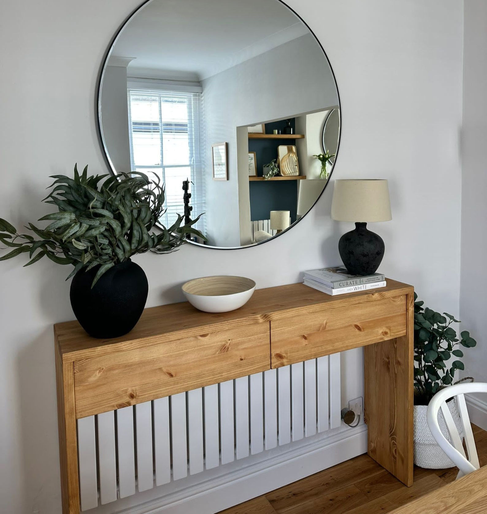 SANTI // Console Table