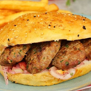 Ekmek Arası Köfte
