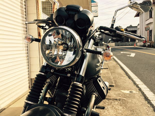 MOTO GUZZI V7