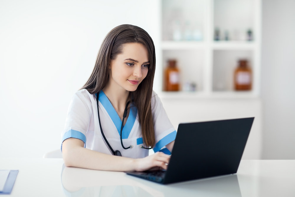 10 of the Best Laptops for Nursing Students