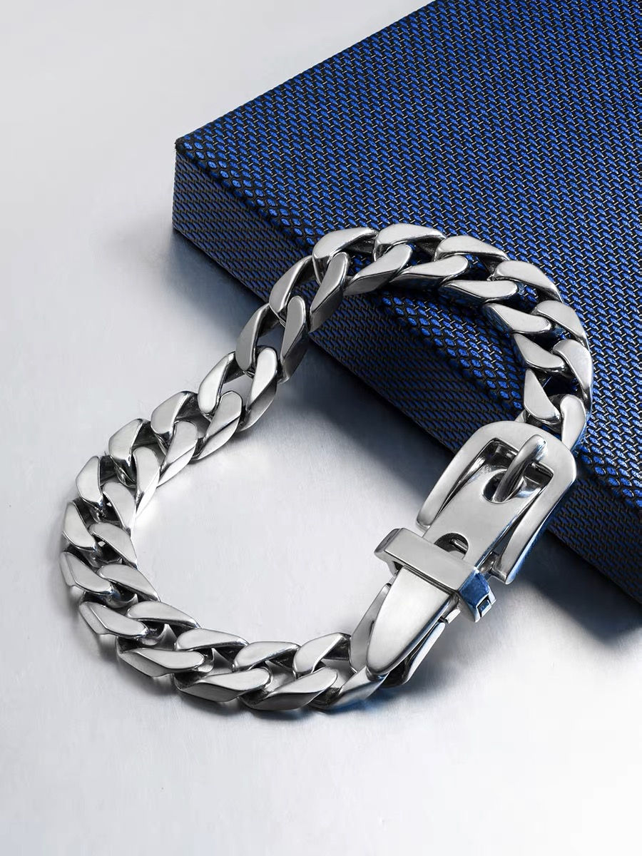 DS 20 Premium Oxidized Silver Curb Bracelet