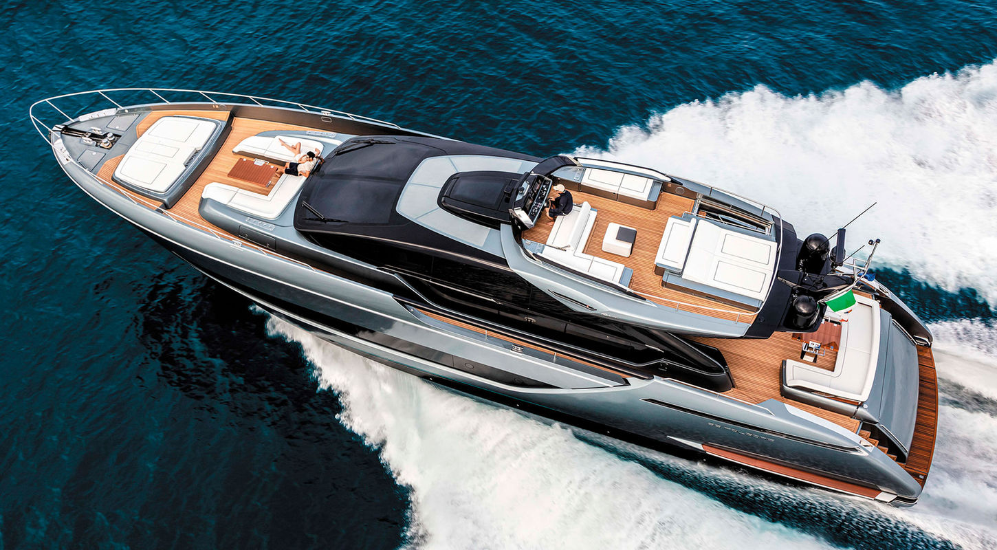 Luxury yacht charter in Sardinia