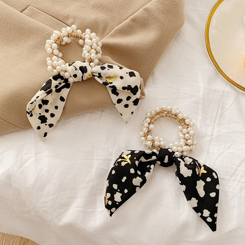 Thumbnail: Fashion Pearl Scrunchies Ties Satin Long Ribbon Ponytail Hair Bundle