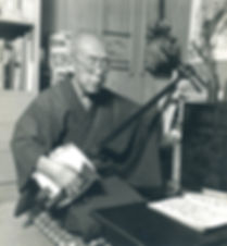 岡本文弥記念館