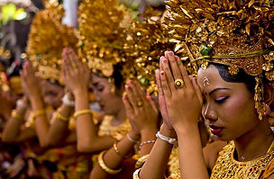 Hindu-prayer.jpg
