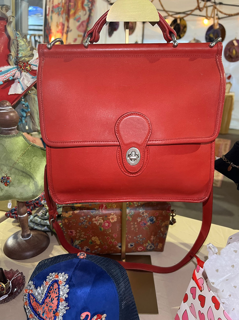 Thumbnail: Vintage Coach Willis Bag 