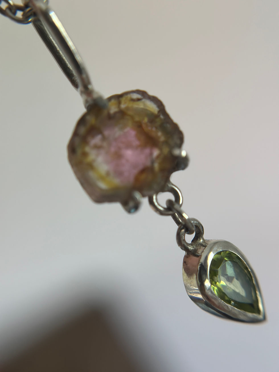 Thumbnail: Pendentif tourmaline/péridot