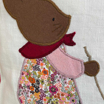 Broderie personnalisé pour cadeau naissance fille