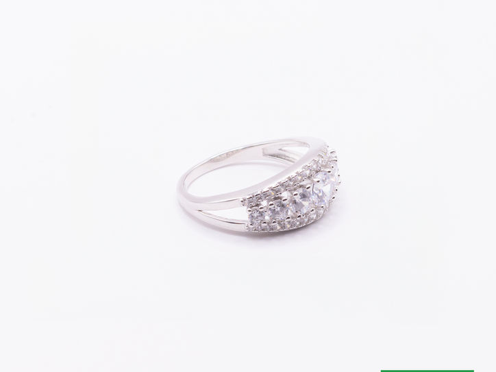 Jewelry | Crazy Folio Pictures