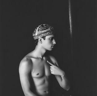 Cursed gaze: A discussion on power and the construction of the self