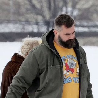 jason kelce wearing big yeti tshirt to chiefs at bills game