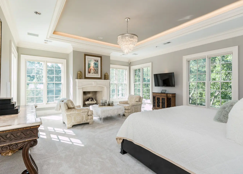 Travis Kelce's new mansion bedroom