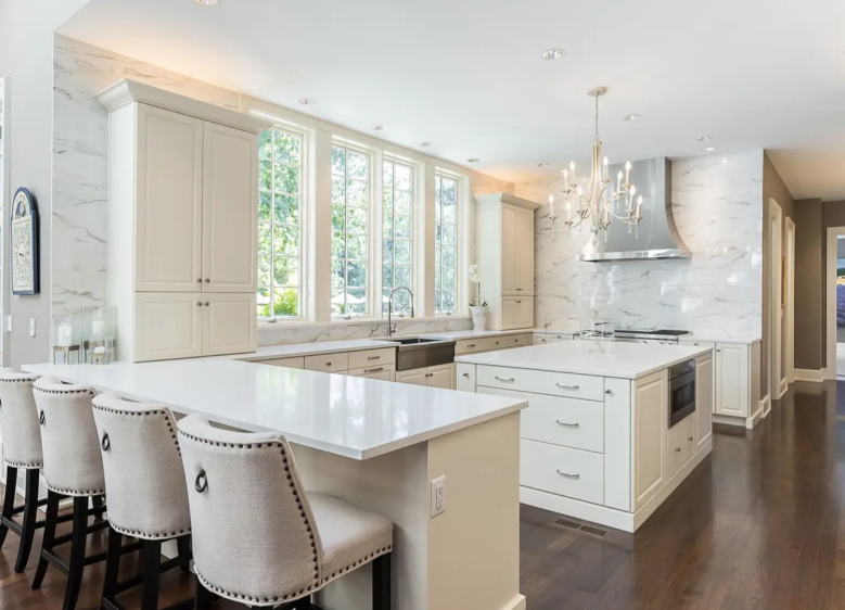Travis Kelce's new mansion kitchen