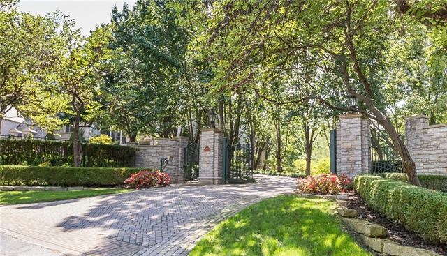 Travis Kelce new home 2023 for dating Taylor Swift