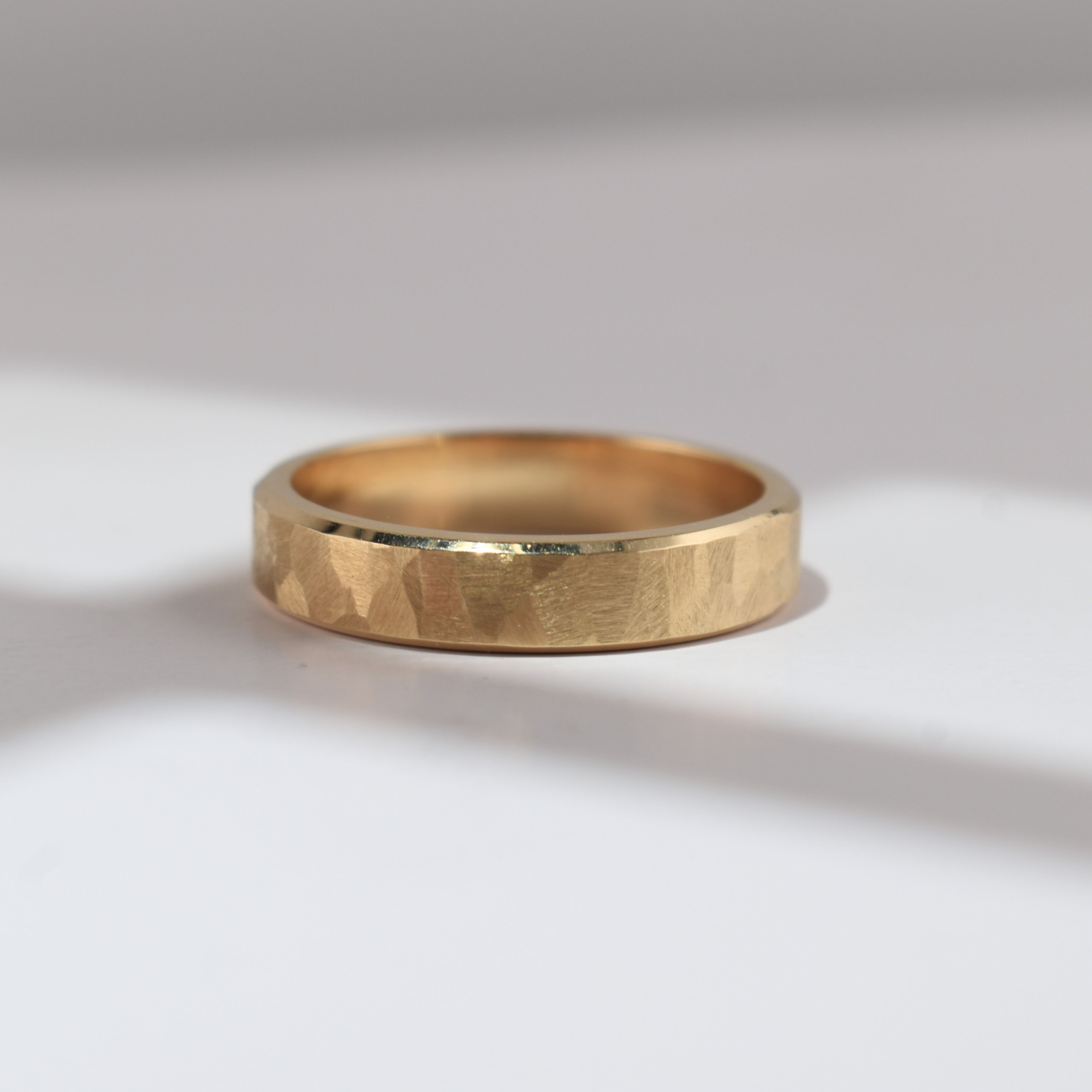 Men's Soft Hammered Ring