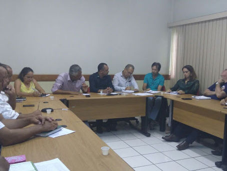 Vice-prefeito participa de reunião para tratar de aspectos econômicos interno e exportação de banana