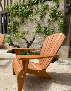 Deux Fauteuils, sous plusieurs angles, à La Seyne sur Mer.