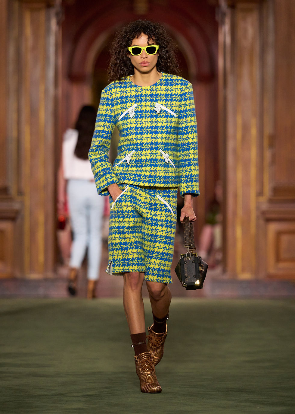 Louis Vuitton Cruise 2027 Dazzles New York