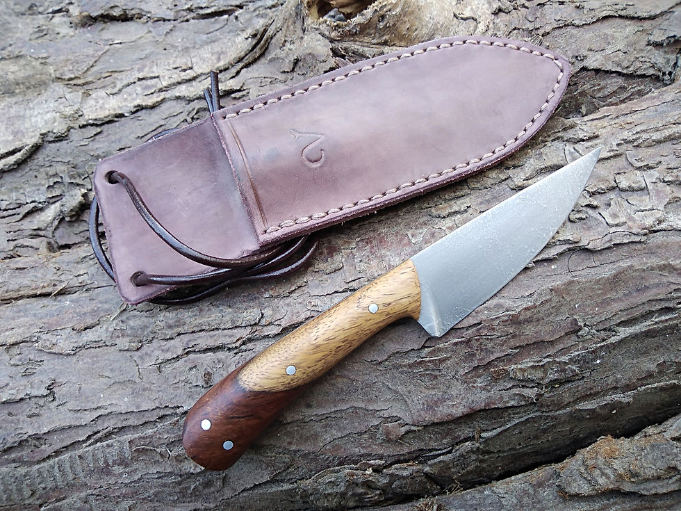 Indian Rosewood Neck Knife