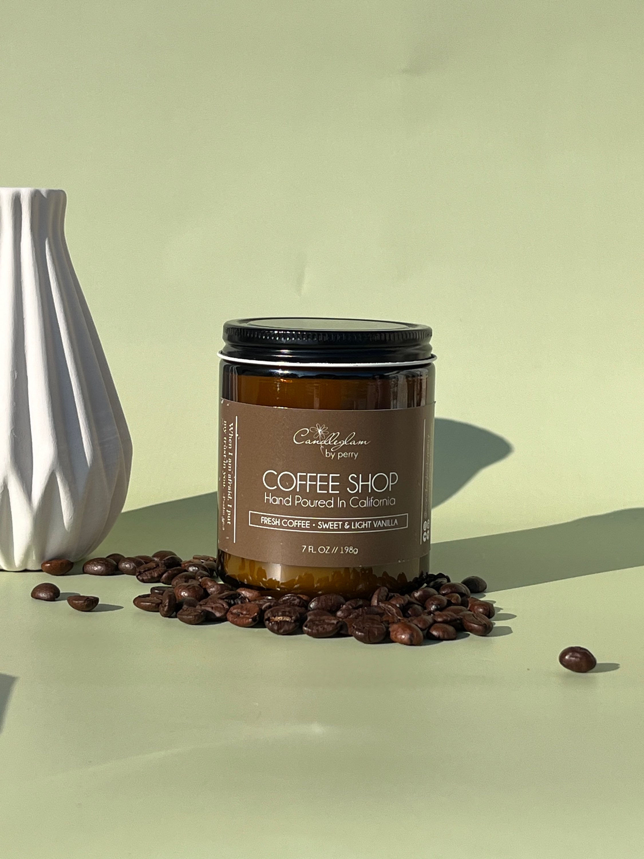 Coffee Shop / Crackling Wood Wick