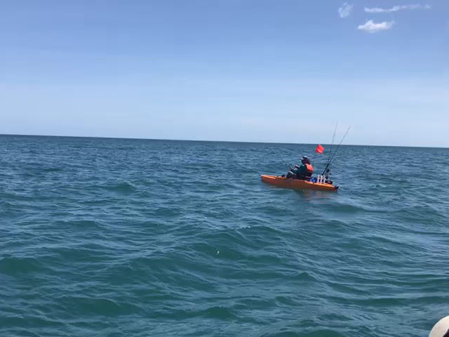 Cocos Tous y Pesca Deportiva " La Vida es Mas Rica en el Mar"