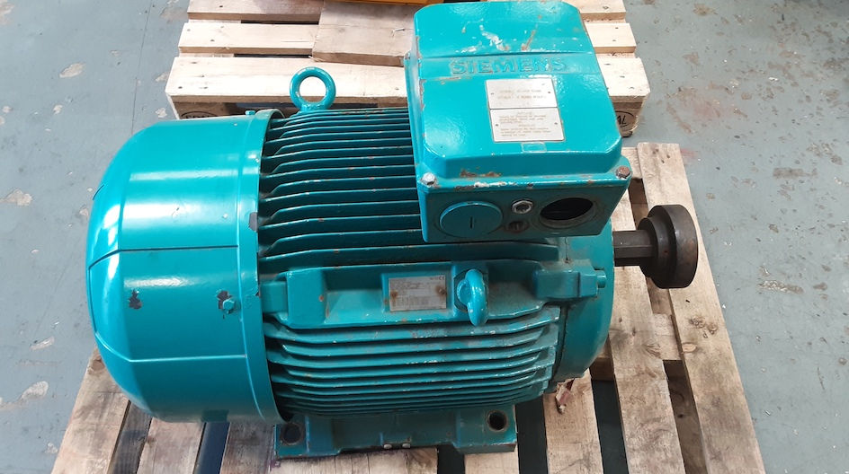 Siemens pump motor in for overhaul