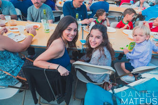 5d3208_136b1a5e84cb412da471397fc369a718_mv2.jpeg