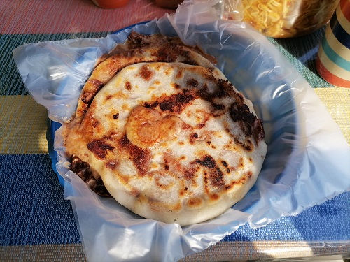 Explora la deliciosa gastronomía local en destinos exclusivos
