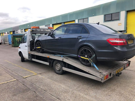 Emergency Car Recovery Services Fast Reliable Road Help 24/7!