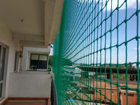 Long-Lasting Pigeon Net for Dubai Balcony: Naturally Keep Birds Away