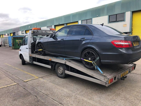 Swift Rescue: Navigating Car Recovery in Dubai