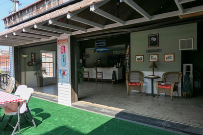 outdoor patio, outdoor bar in downtown batavia ny