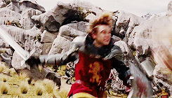 William Moseley in a battle scene in the Chronicles of Narnia.