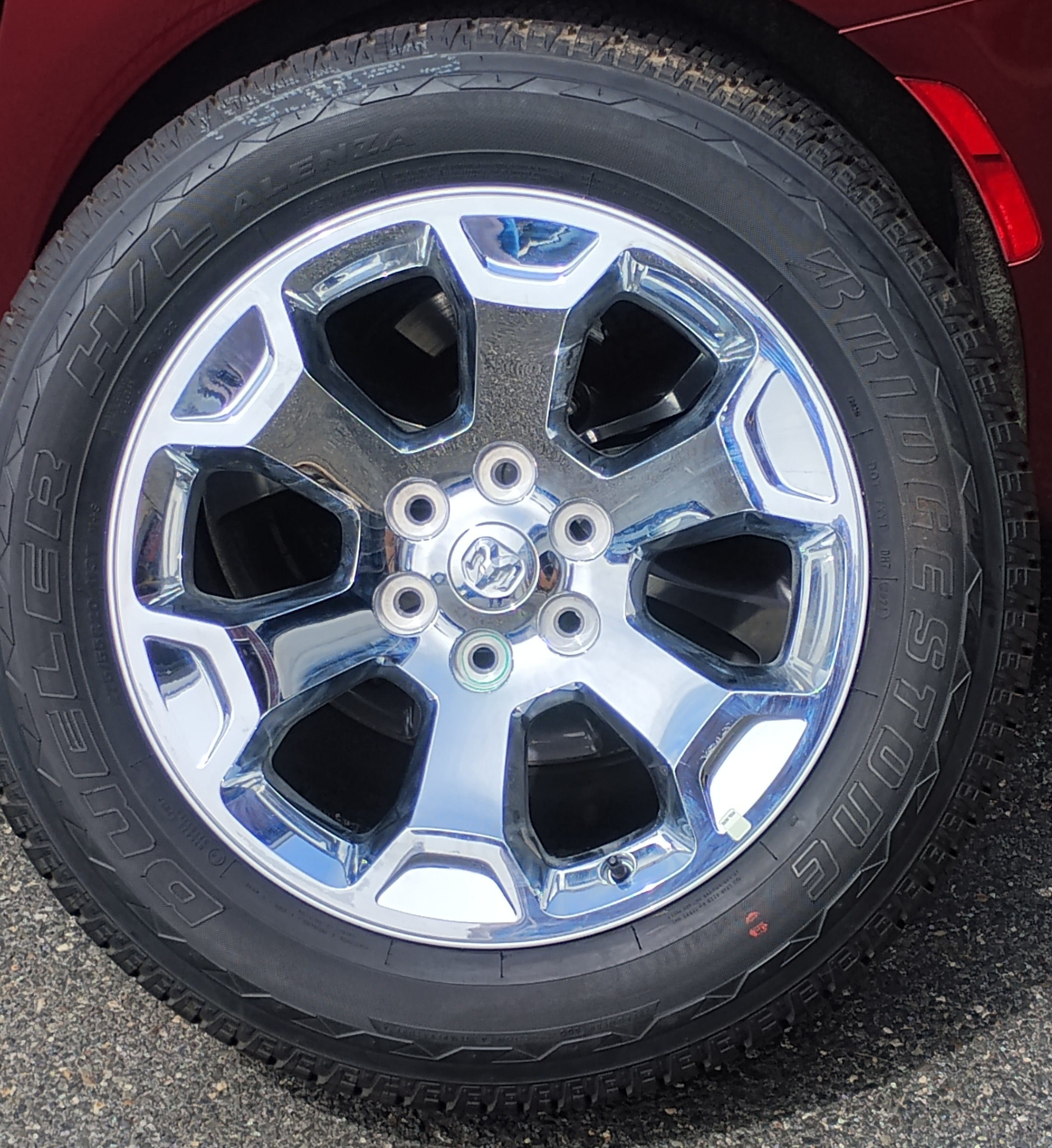 20” Ram 1500 Factory Chrome Wheels & Bridgestone Tires – 2019–2026