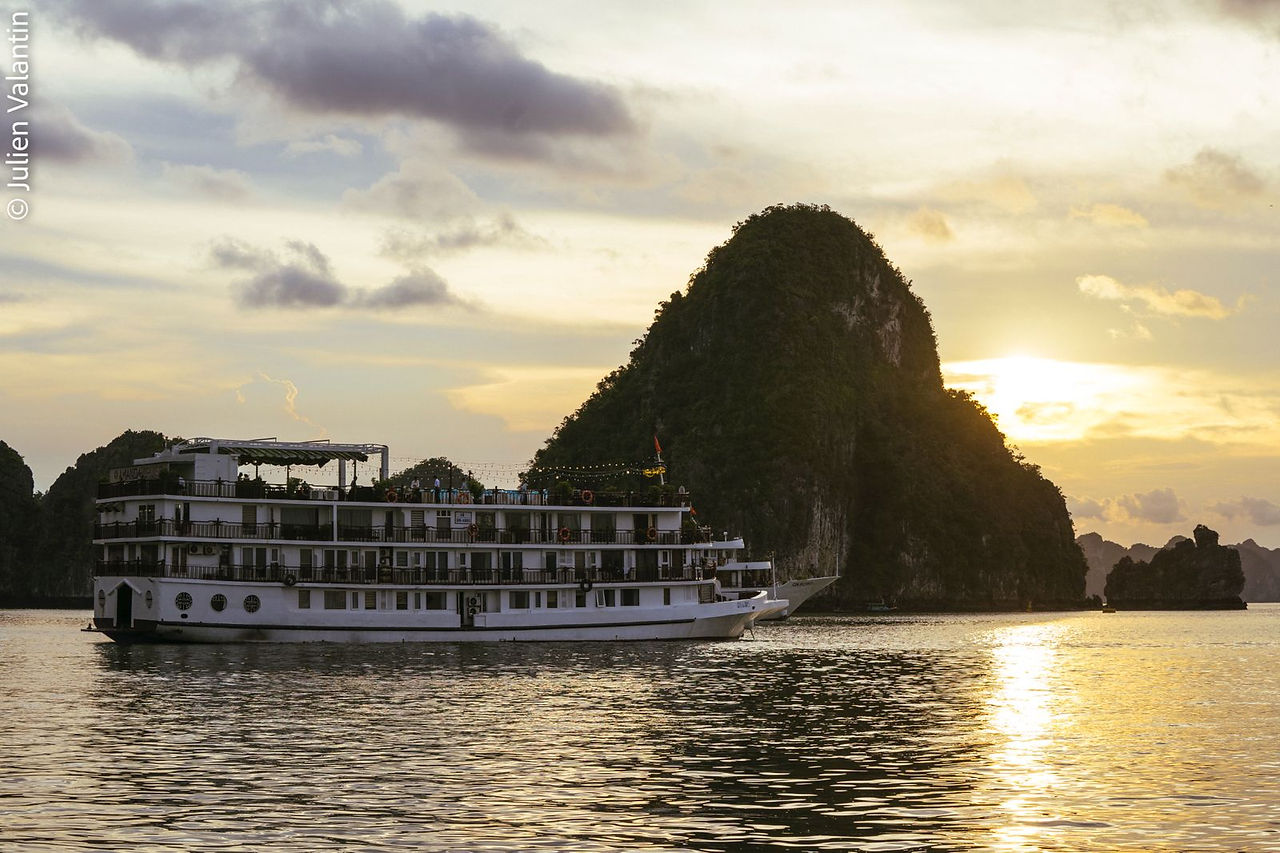 Ha Long Bay - Vietnam