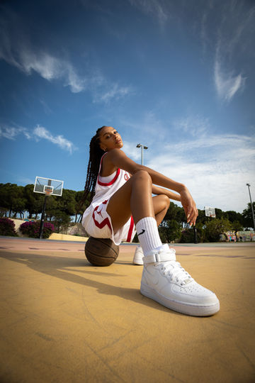 Graphic Designer - Retouche Photo - Photographe - Edit - Directeur Artistique - DA -Photomontage