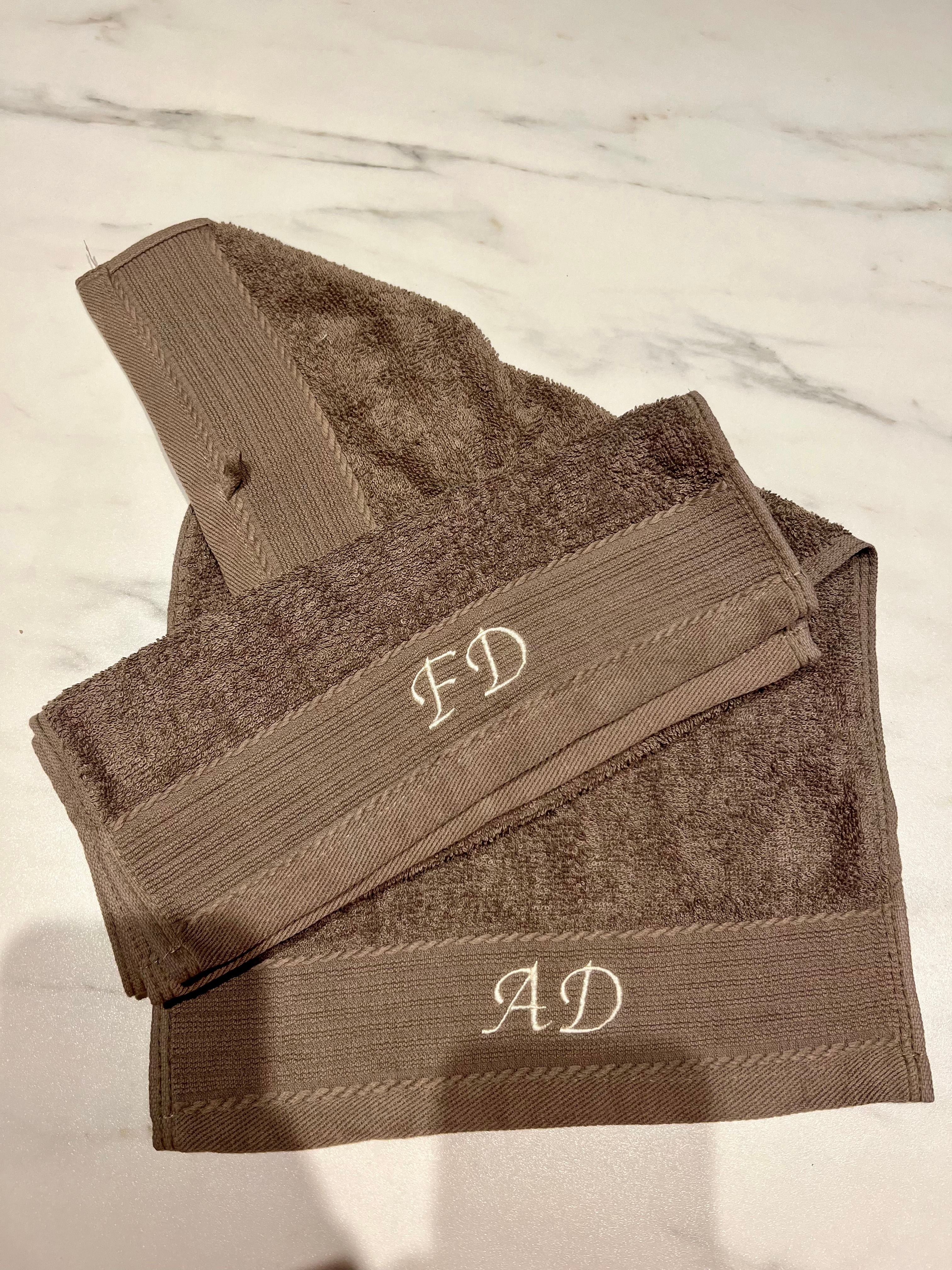 Couleur Taupe / Texte Calgary