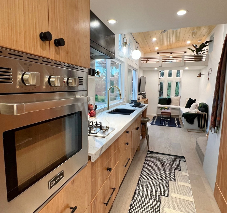 Paradise Tiny Homes HAWAII off-grid living