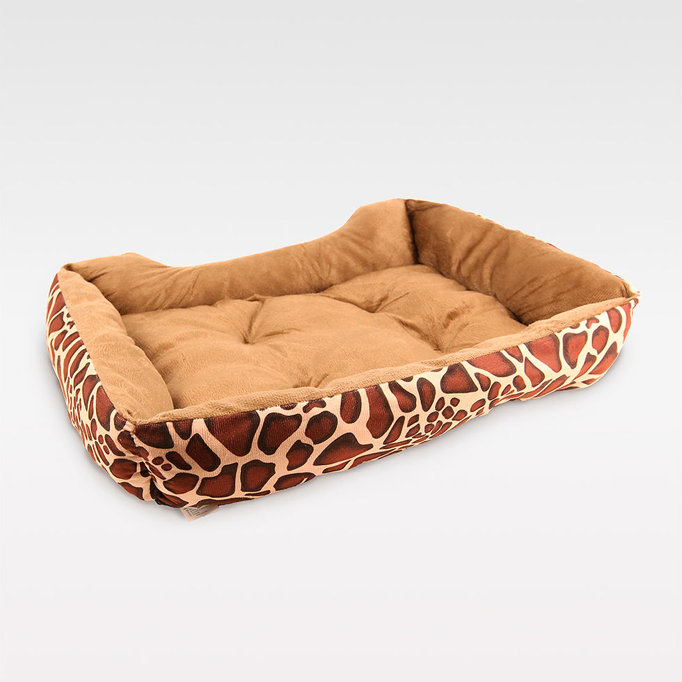 Luxuriöses Hundebett im Leopardmuster – bequem, allergikerfreundlich und perfekt für stilvolle Hunde.