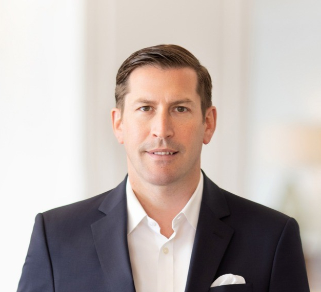 Christian Maeder - Hotel Manager Resized_edited.jpg