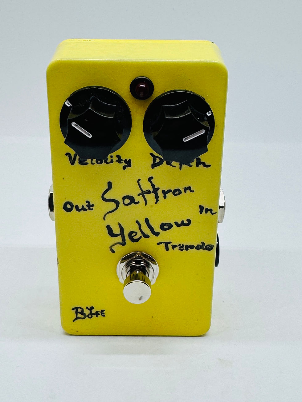Thumbnail: BJFe Saffron Yellow Tremolo